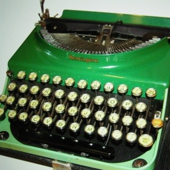 cropped-greentypwriter